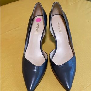 Grey low heel pump...with minimal wear
